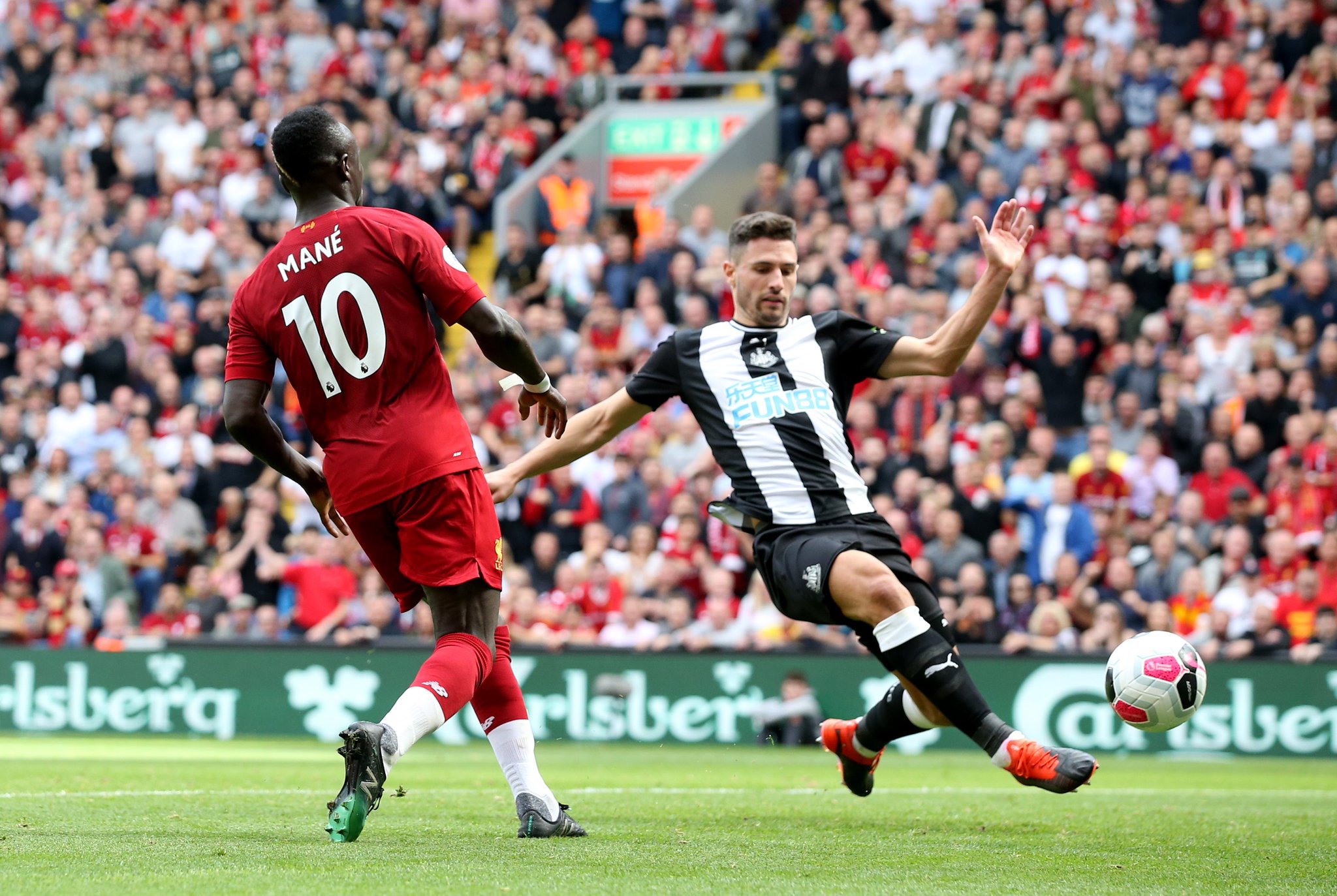 和年轻球员 和年轻球员